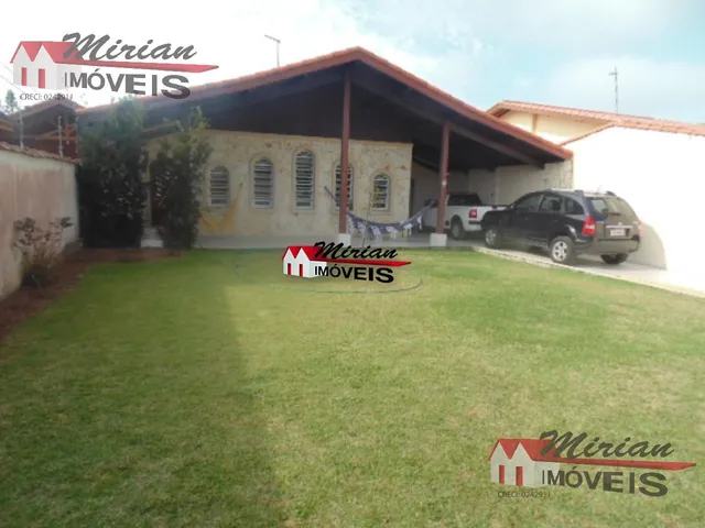 Imagem: Casa Térrea 04 Dts. Amplo Quintal - 100Mts