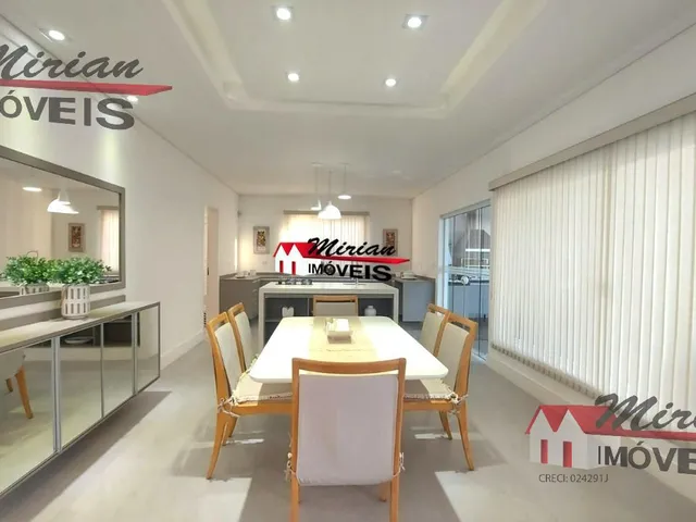 Imagem: Linda Casa Tríplex em Bairro Nobre de Peruíbe