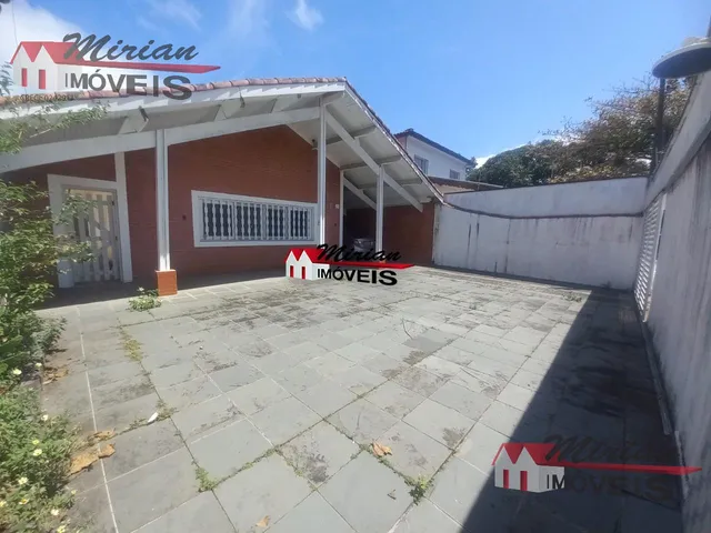 Imagem: Casa com 3 Dormitórios a 150 Metros da