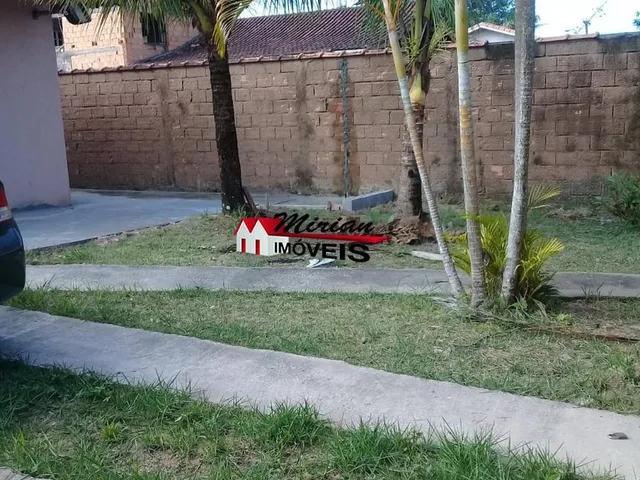 Imagem: Casa a venda em Peruibe, com 2 dormitórios