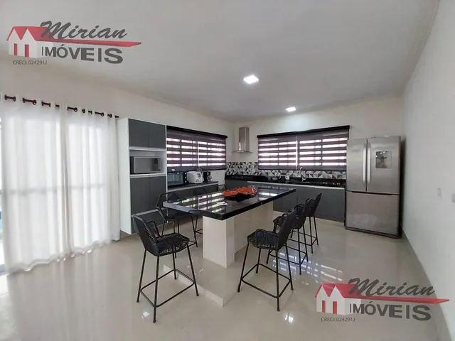 Imagem 5: Sobrado Tríplex Maravilhoso em condomínio fechado 7 suites com piscina alto padrão