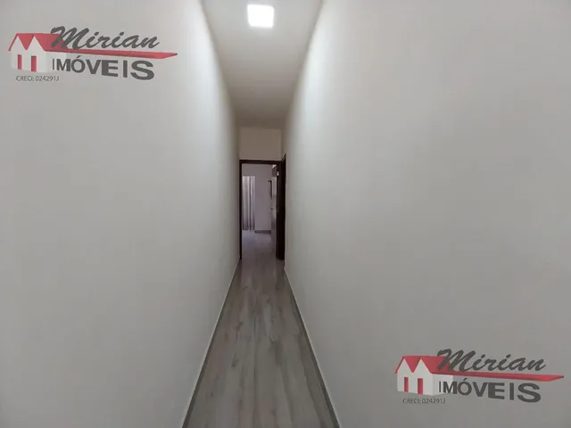Imagem 3: Sobrado Tríplex Maravilhoso em condomínio fechado 7 suites com piscina alto padrão