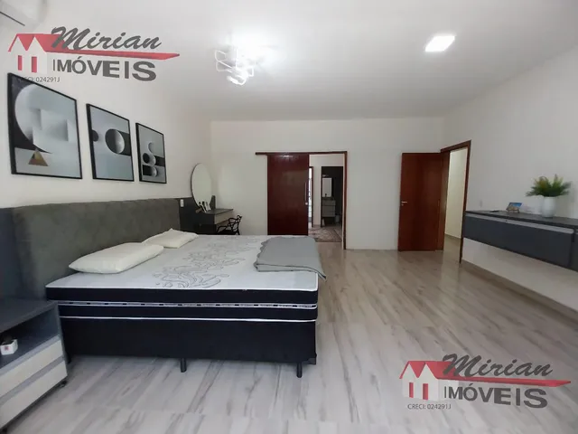 Imagem 6: Sobrado Tríplex Maravilhoso em condomínio fechado 7 suites com piscina alto padrão