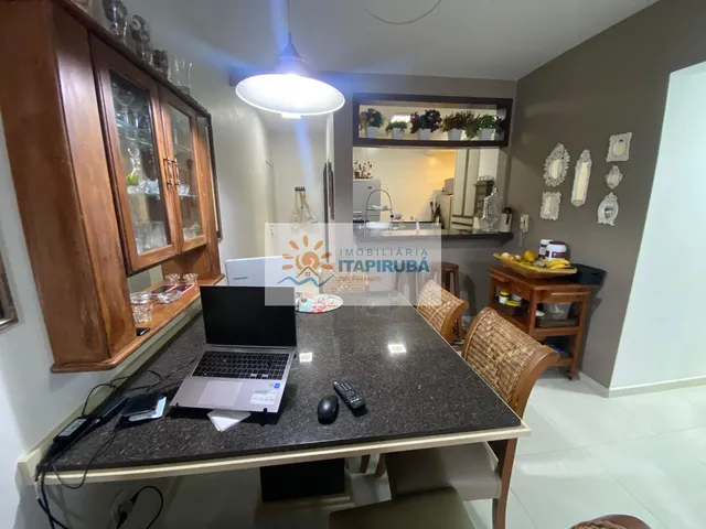 Imagem: O apartamento possui 4 Dormitórios, 1 Suíte, 2 Banheiros,