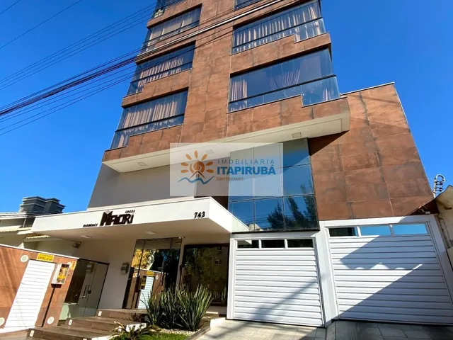 Imagem: O apartamento possui 5 Dormitórios, 1 Suíte, 1 Banheiro,