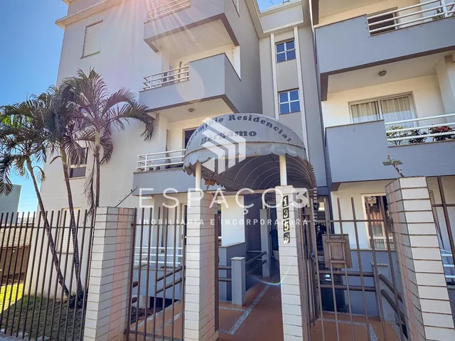 Imagem: O apartamento possui 3 Dormitórios, 1 Banheiro, 1 Vaga na garagem