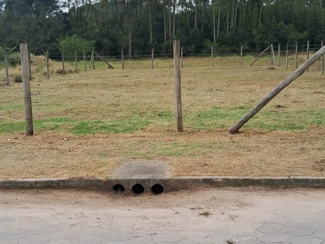 Imagem 4: Oportunidade: Terreno de 391,50 m² à venda em Imbituba, bairro Araçatuba!