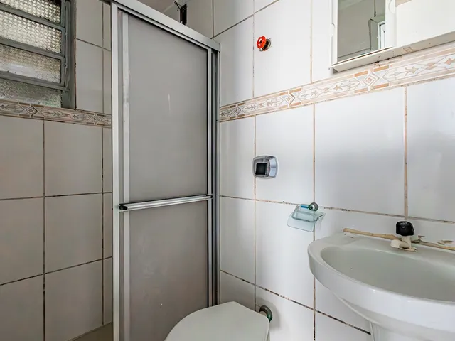 Imagem 13: Apartamento à venda em Porto Alegre-RS, bairro Cavalhada: 2 quartos, 1 banheiro