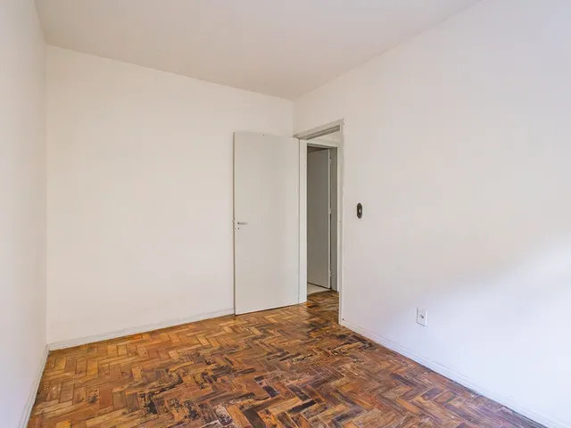 Imagem 4: Apartamento à venda em Porto Alegre-RS, bairro Cavalhada: 2 quartos, 1 banheiro