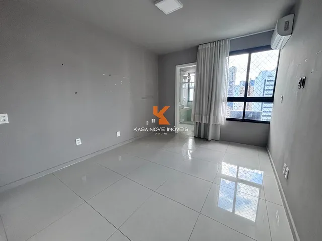 Imagem 10: Apartamento de Luxo na Barra: 4 Quartos, 4 Suítes, 3 Salas, 7 Banheiros, 3 Vagas