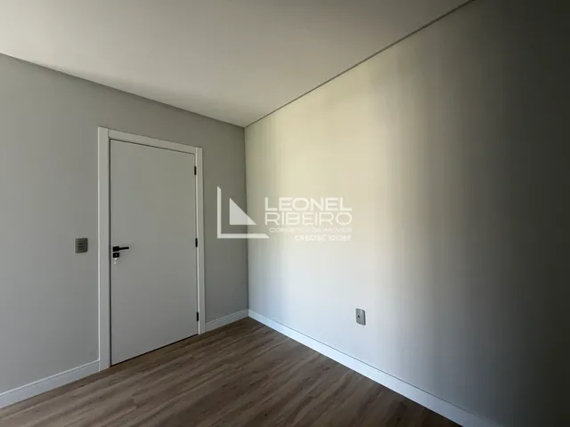Imagem 8: Casa Sobrado com 3 dormitórios suítes à venda, 160,79 m² no bairro Padre Martinho