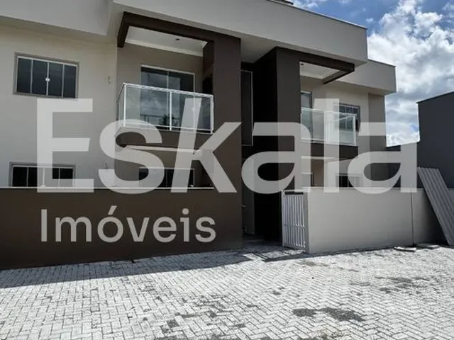 Imagem: O apartamento possui 2 Dormitórios, 1 Banheiro, 1 Vaga na