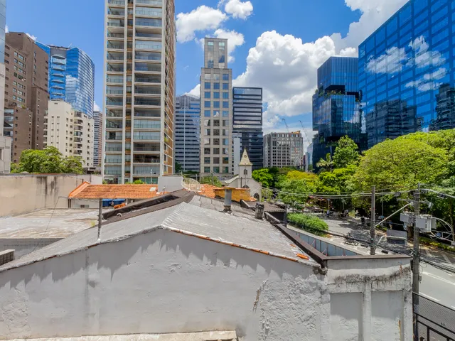 Imagem 2: Apartamento À Venda no Bairro Itaim Bibi em São Paulo/Sp