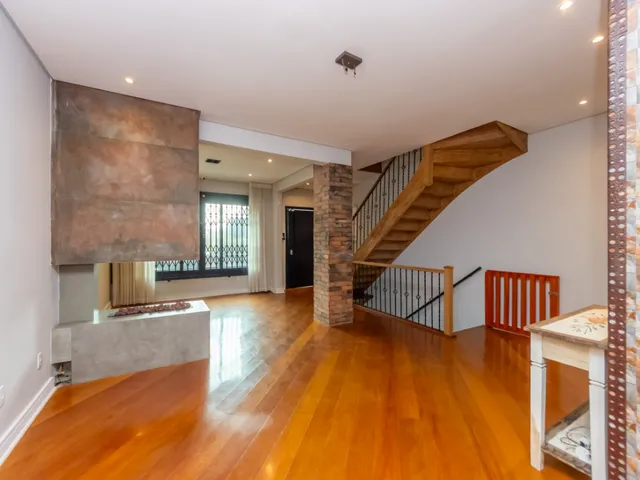 Imagem 1: Casa para venda em Vila Clementino com 3 quartos, sendo 1 suíte, 297m²