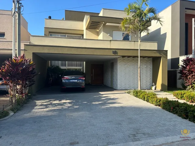 Imagem: A casa possui 4 Dormitórios, 4 Suítes, 5 Banheiros, 4