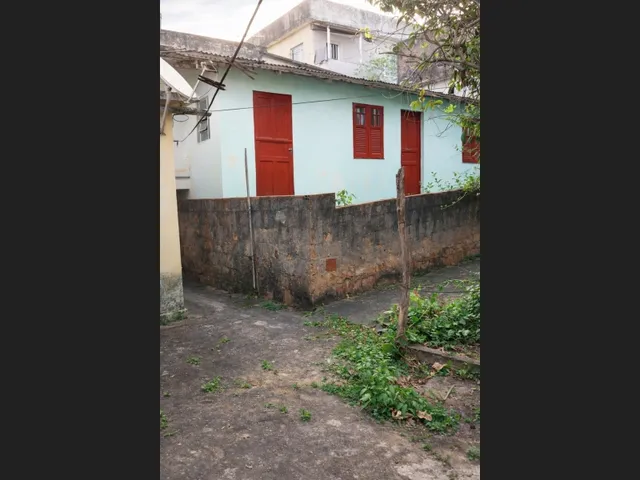 Imagem 12: Terreno amplo com 3 casas no mesmo quintal em Campo Grande