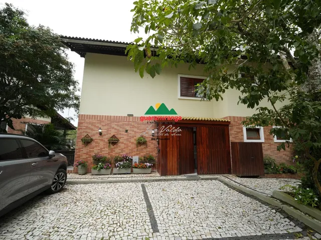 Imagem 12: Casa triplex em condomínio de alto padrão em meio a natureza em Guaramiranga/CE