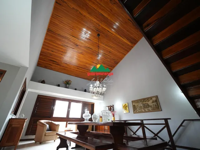 Imagem 5: Casa triplex em condomínio de alto padrão em meio a natureza em Guaramiranga/CE