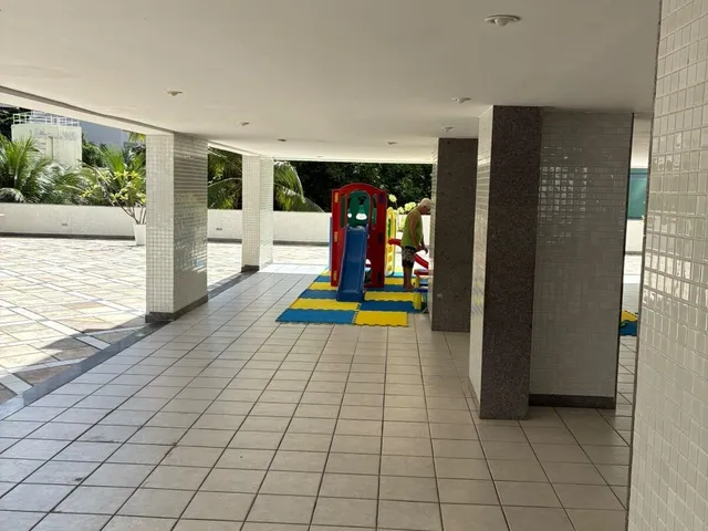 Imagem 14: Vendo Apartamento na Pituba com 126m2 , varanda, 3/4, suíte, 2 vagas, infraestrutura