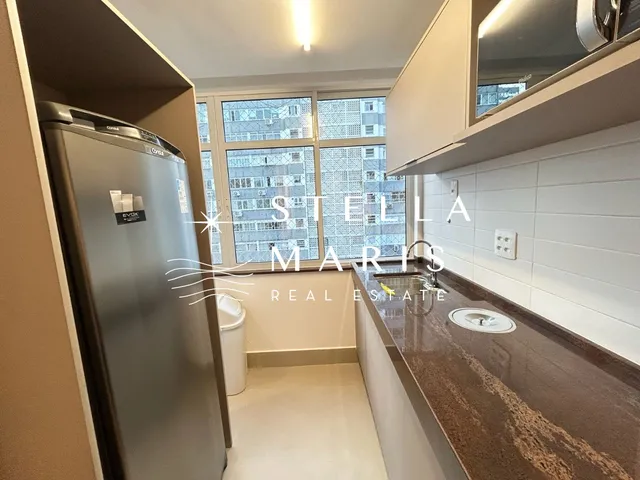 Imagem 3: Leblon, Apartamento totalmente reformado, com 78 m2 e 02 Suítes, à venda em andar alto