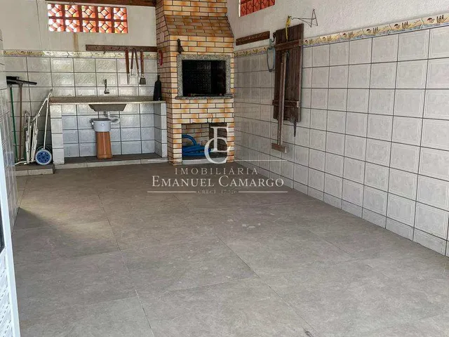 Imagem 6: Sobrado à venda em Pontal do Paraná, com 3 quartos, 84m²