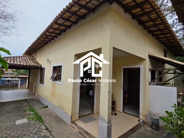 Imagem 4: Imóvel com amplo terreno, excelente espaço externo e sistema de energia solar, ideal