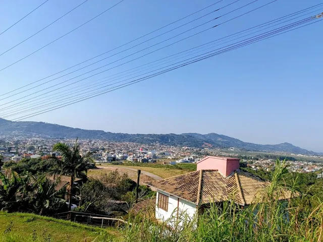 Imagem 3: Casa à venda em Garopaba-SC, bairro Ferraz. 3 quartos, 2 suítes, 1 sala, 3 banheiros, 2