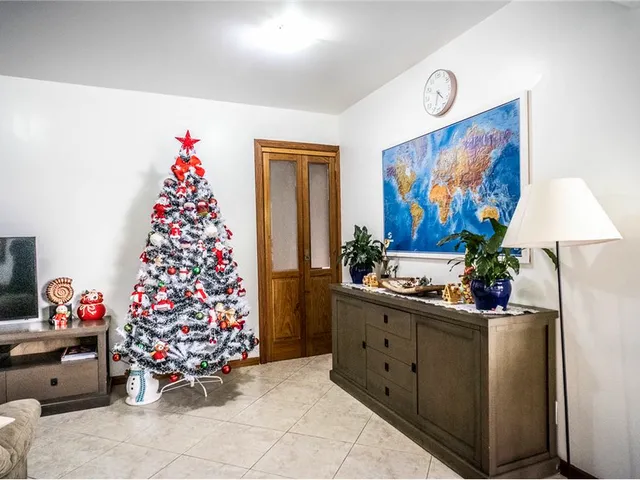 Imagem 4: Apartamento à venda em Porto Alegre, Petrópolis, com 2 quartos, 80m²