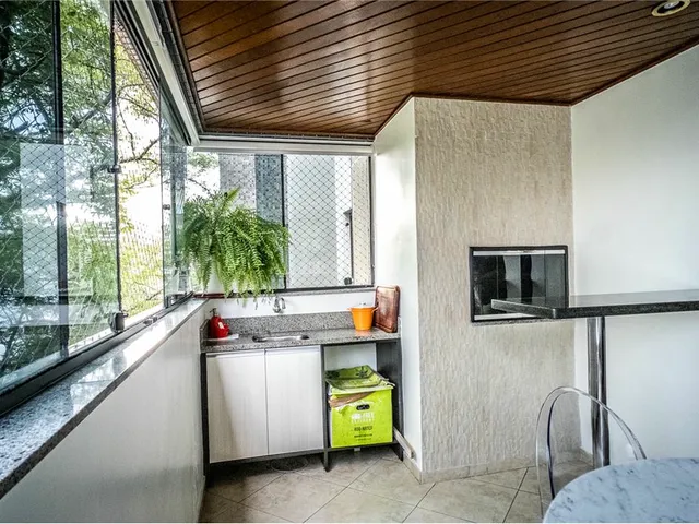Imagem 8: Apartamento à venda em Porto Alegre, Petrópolis, com 2 quartos, 80m²