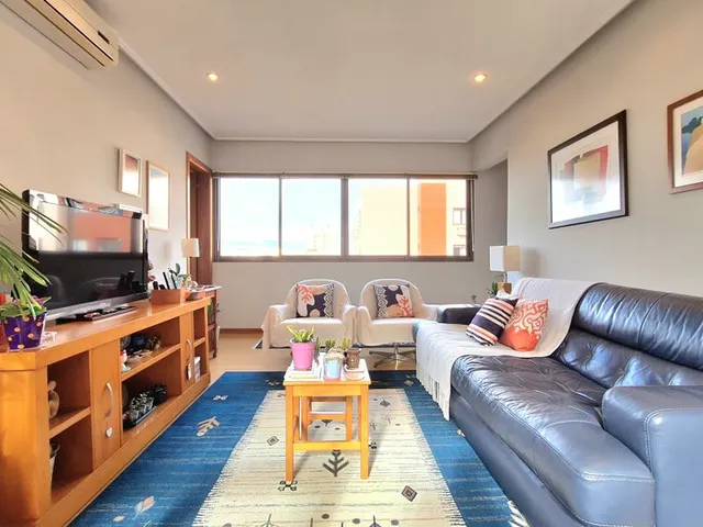 Imagem 12: Apartamento à venda em Porto Alegre, Petrópolis, com 2 quartos, 90m²