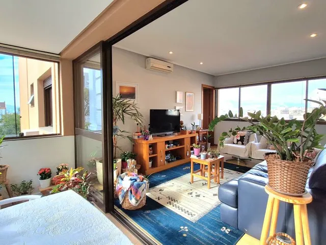 Imagem 7: Apartamento à venda em Porto Alegre, Petrópolis, com 2 quartos, 90m²