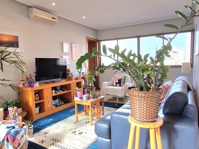 Imagem 8: Apartamento à venda em Porto Alegre, Petrópolis, com 2 quartos, 90m²