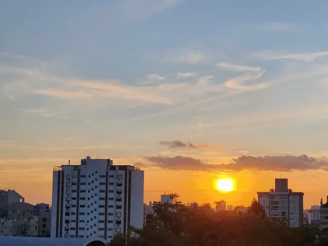 Imagem 14: Apartamento à venda em Porto Alegre, Petrópolis, com 2 quartos, 90m²
