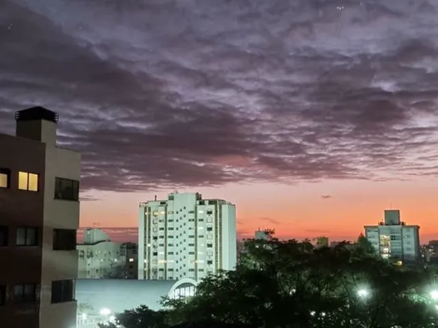 Imagem 16: Apartamento à venda em Porto Alegre, Petrópolis, com 2 quartos, 90m²