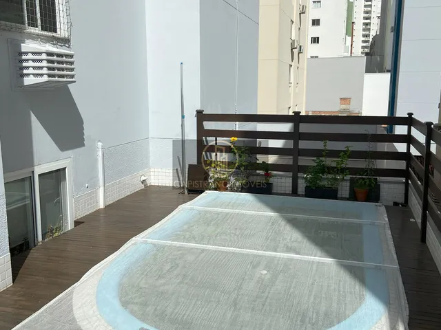 Imagem 2: Apartamento com piscina privativa!