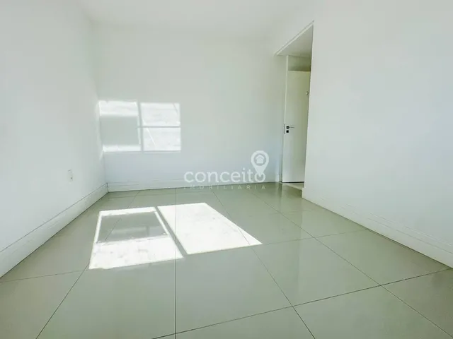 Imagem 11: Apartamento Semimobiliado com 2 Dormitórios no Victor Konder!