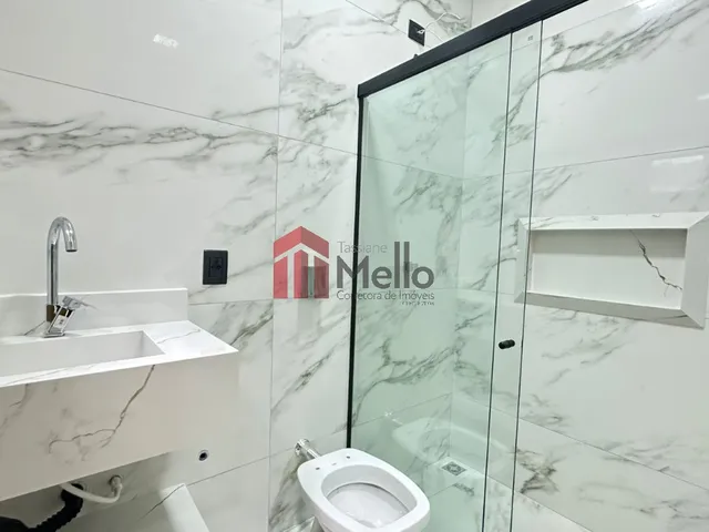 Imagem 12: Casa para venda em Umuarama-PR, no Jardim Porto Feliz: 3 quartos, 1 suíte, 88 m²