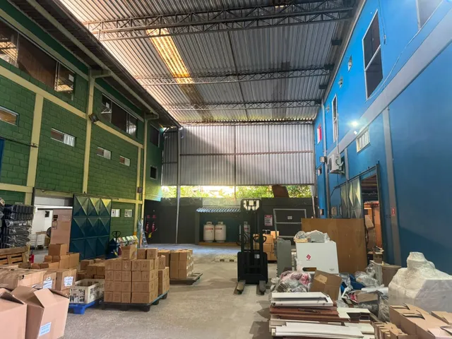 Imagem: GALPAO COMERCIAL em LAURO DE FREITAS - BA