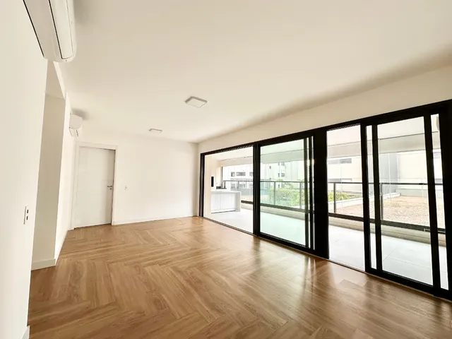 Imagem: O apartamento possui 3 Dormitórios, 3 Suítes, 3