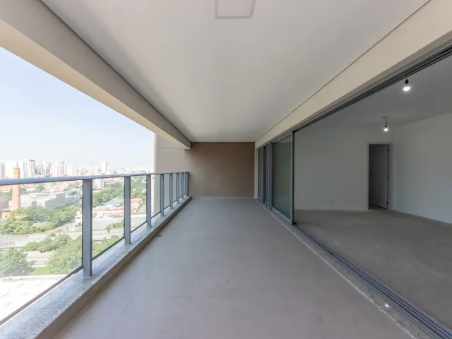 Imagem: O apartamento possui 4 Dormitórios, 2 Suítes, 5