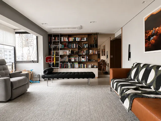 Imagem: Apartamento À Venda no Bairro Moema Pássaros