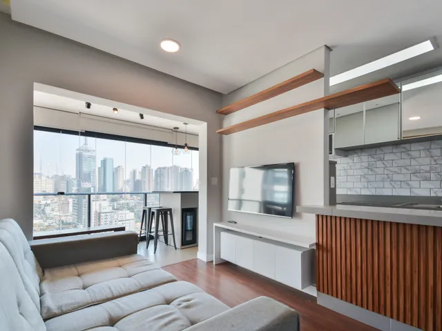 Imagem: O apartamento possui 1 Dormitório, 1 Suíte, 2 Banheiros,