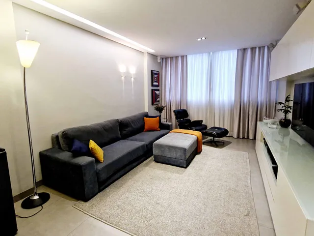 Imagem: O apartamento possui 3 Dormitórios, 2 Suítes, 4