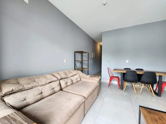 Imagem 4: Casa geminada com 2 quartos, para venda no bairro Petrópolis por R$ 410.000,00