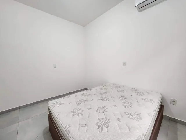 Imagem 16: Casa geminada com 2 quartos, para venda no bairro Petrópolis por R$ 410.000,00