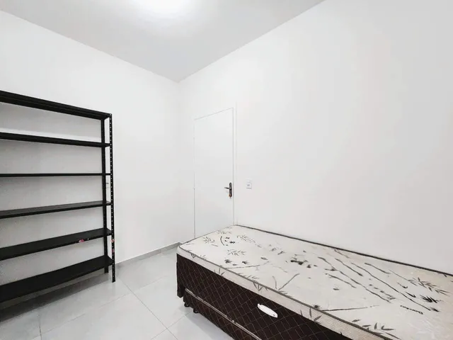 Imagem 2: Casa geminada com 2 quartos, para venda no bairro Petrópolis por R$ 410.000,00