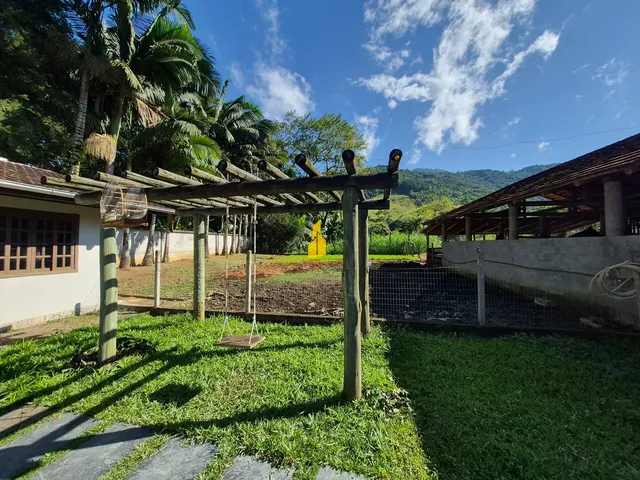 Imagem 8: Casa com espaço para cavalos em Pomerode-SC
