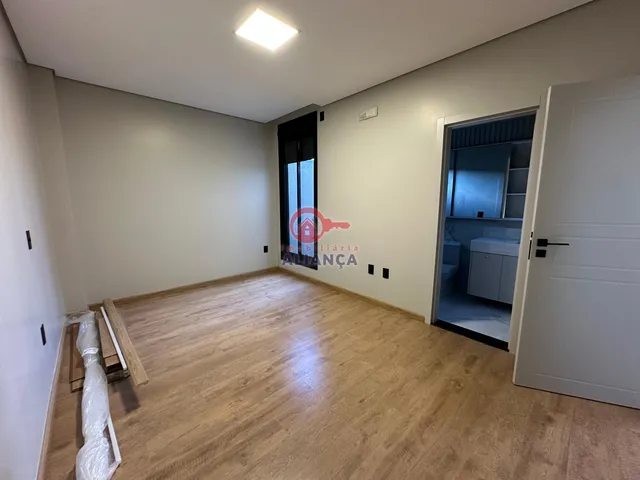 Imagem 6: CASA À VENDA NA VILA INDUSTRIAL, TOLEDO - PR