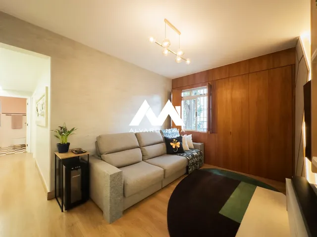 Imagem 2: Apartamento com projeto arquitetônico, reformado, 4 quartos no bairro Santo Anônio