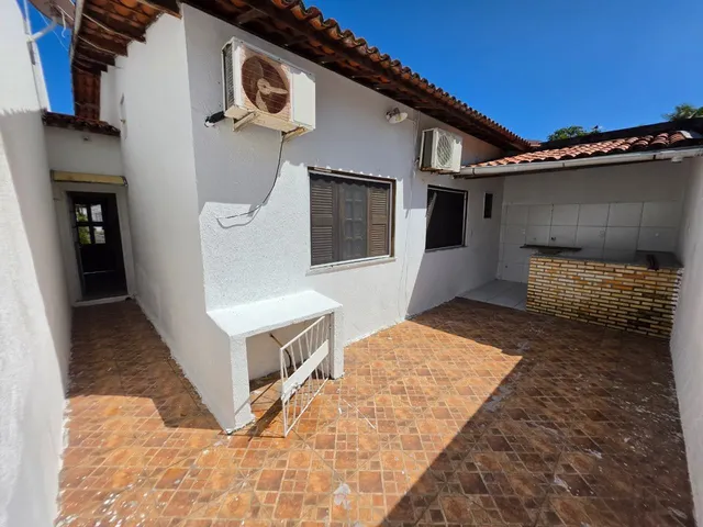 Imagem 10: CASA 03 QUARTOS Casa em condomínio com 3 dormitórios
